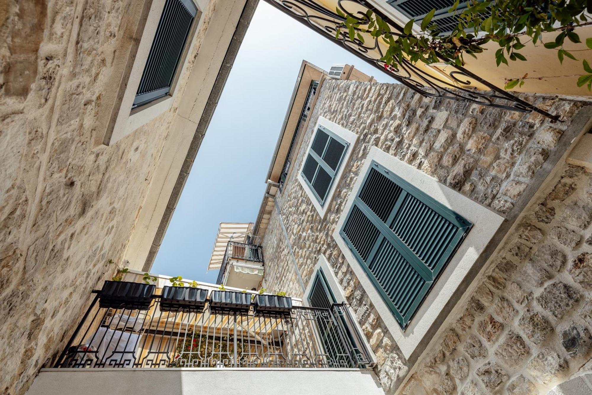 Guesthouse Villa Stari Grad Herceg Novi Buitenkant foto