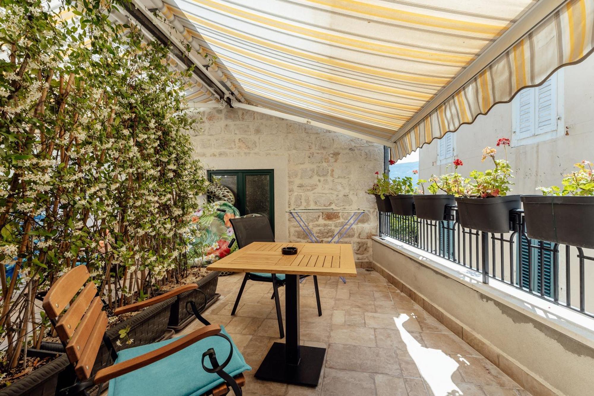Guesthouse Villa Stari Grad Herceg Novi Buitenkant foto