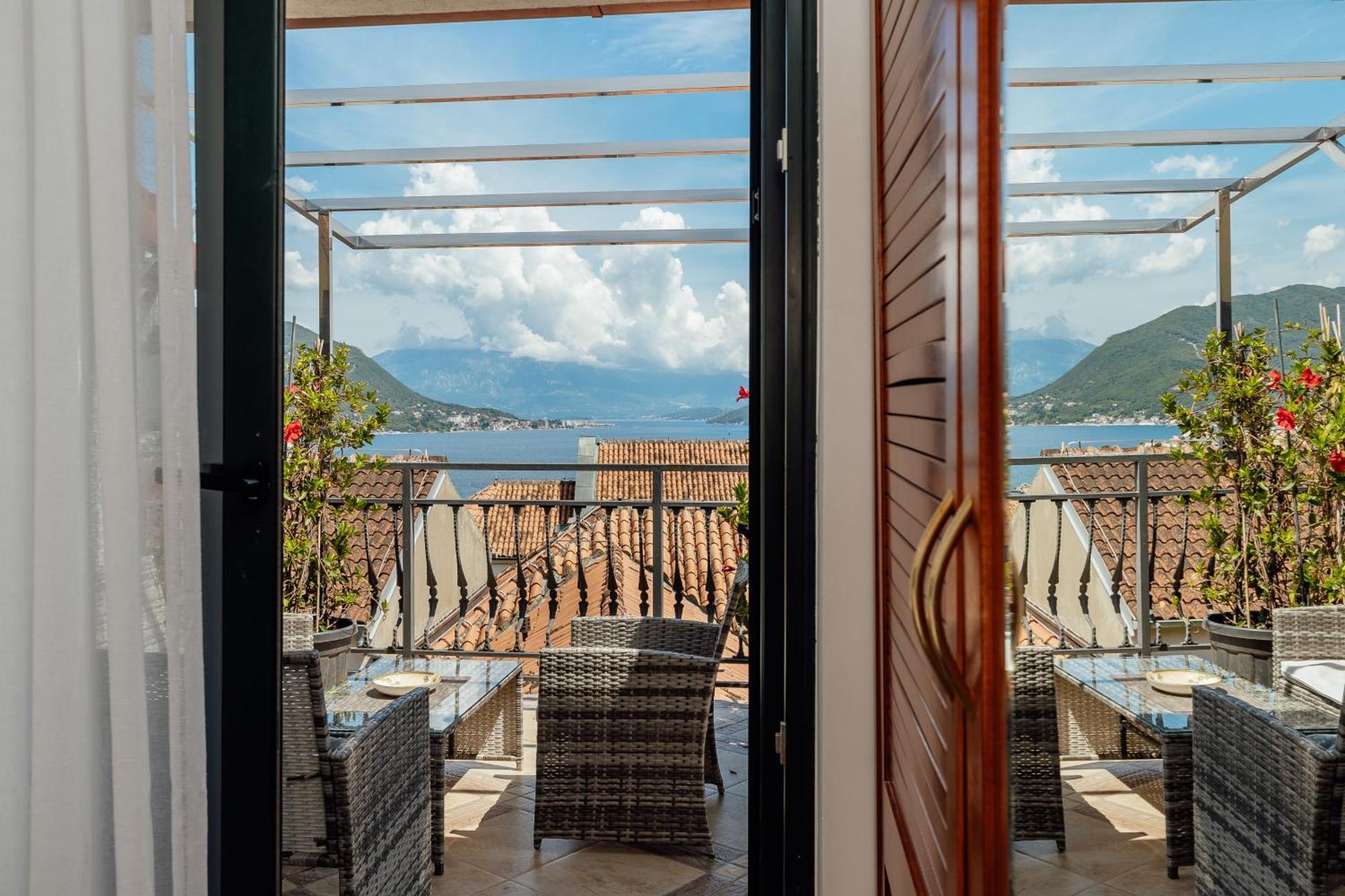 Guesthouse Villa Stari Grad Herceg Novi Buitenkant foto