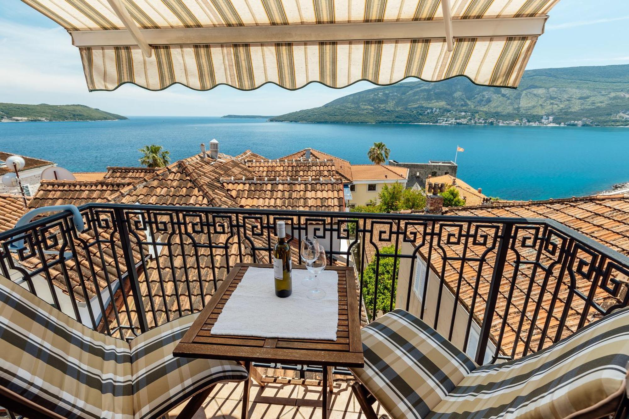 Guesthouse Villa Stari Grad Herceg Novi Buitenkant foto